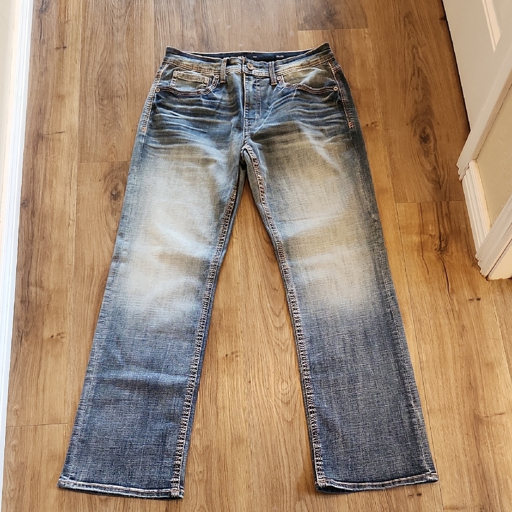 NWOT Mens Buckle Jeans
